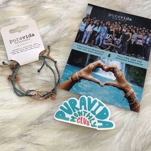 Pura Vida December Monthly Club Pack